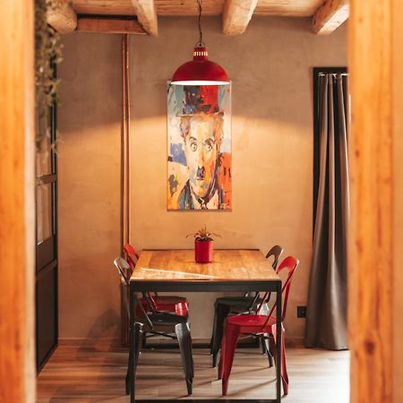 Appartement Thematique: Voyage Industriel Travers Luaran gambar