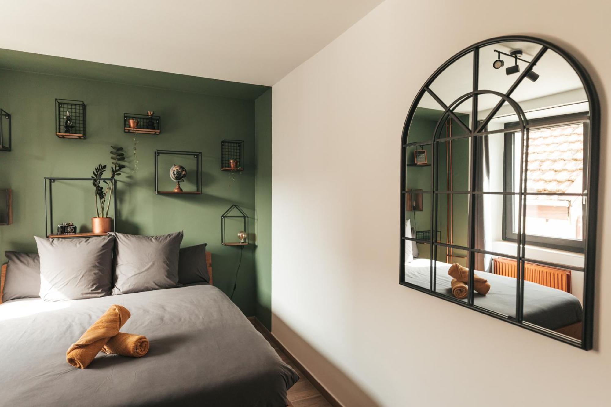Appartement Thematique: Voyage Industriel Travers Luaran gambar