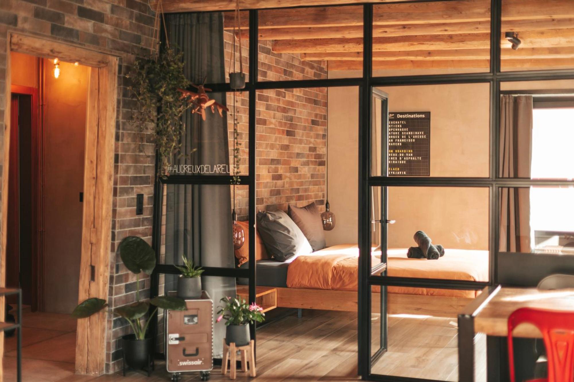 Appartement Thematique: Voyage Industriel Travers Luaran gambar